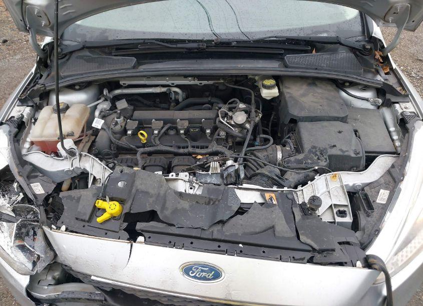 Photo 10 of 2017 Ford Focus SE (VIN 1FADP3F22HL267549)