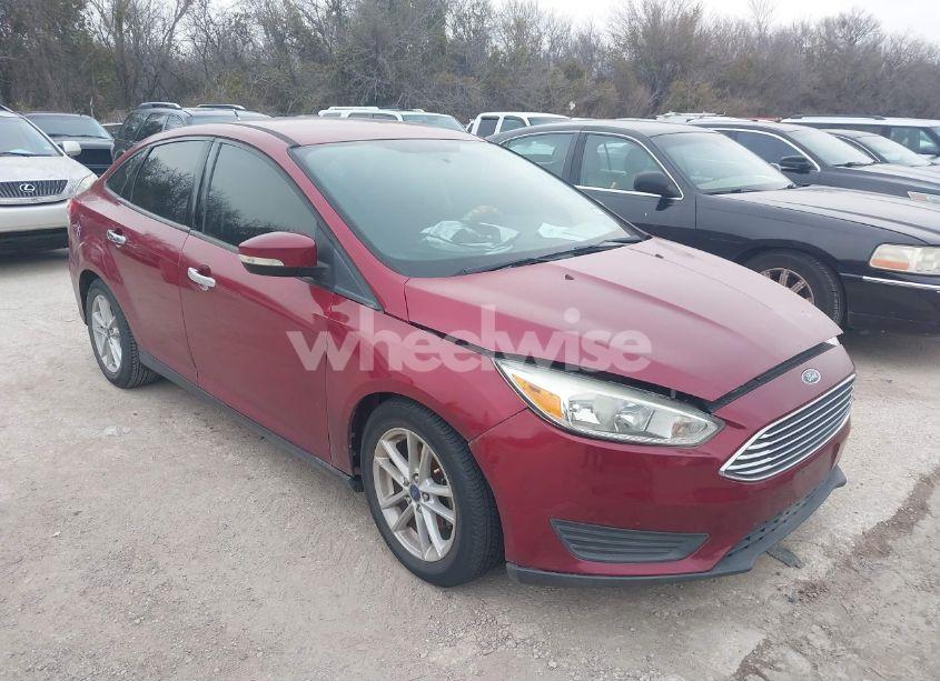 2017 Ford Focus SE (VIN 1FADP3F22HL270631) main photo