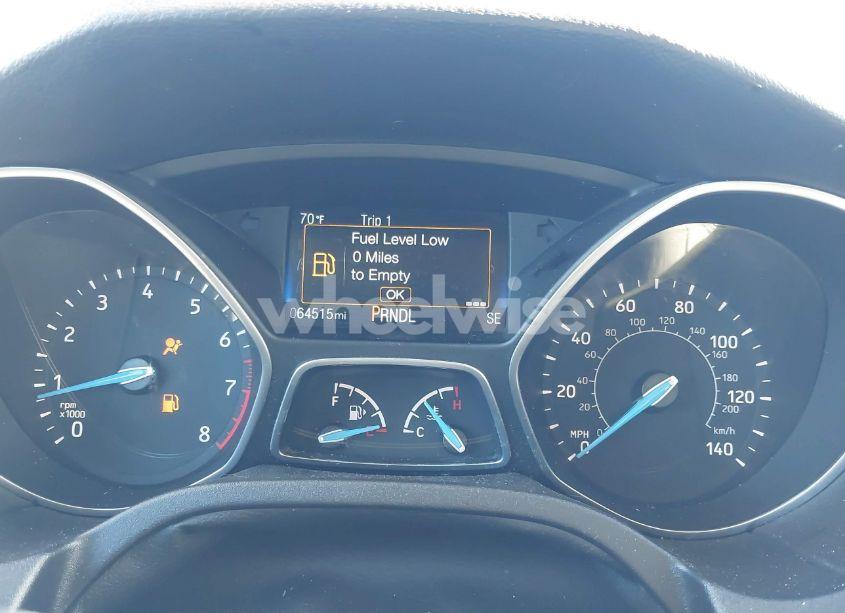 Photo 7 of 2017 Ford Focus SE (VIN 1FADP3F22HL278017)