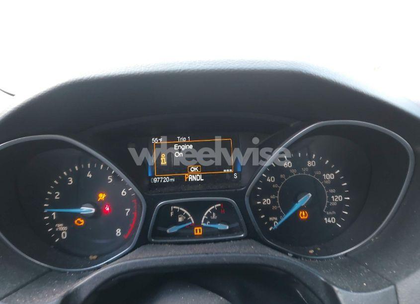 Photo 7 of 2017 Ford Focus SE (VIN 1FADP3F22HL302378)