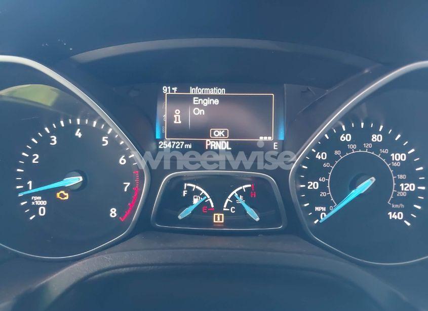 Photo 7 of 2017 Ford Focus SE (VIN 1FADP3F22HL303059)