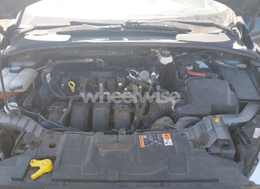 Photo 10 of 2017 Ford Focus SE (VIN 1FADP3F22HL341553)