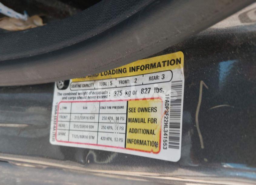 Photo 9 of 2017 Ford Focus SE (VIN 1FADP3F22HL341553)