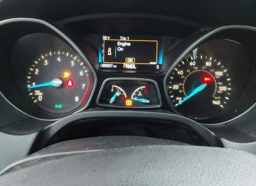 Photo 7 of 2018 Ford Focus SE (VIN 1FADP3F22JL238753)