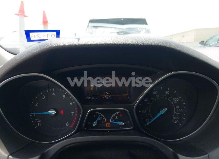 Photo 7 of 2018 Ford Focus SE (VIN 1FADP3F22JL292697)