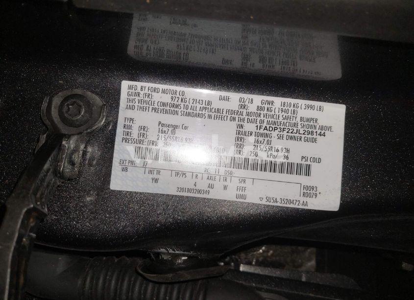 Photo 9 of 2018 Ford Focus SE (VIN 1FADP3F22JL298144)