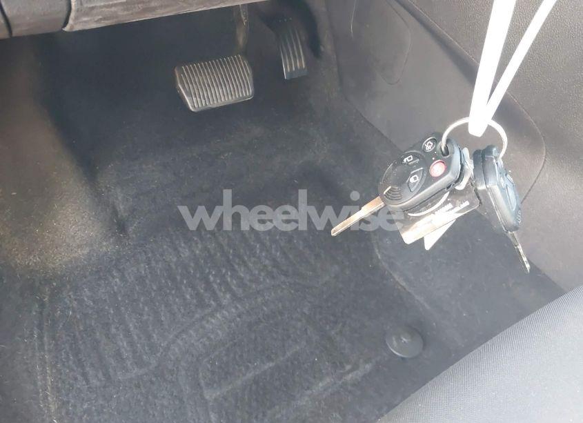 Photo 11 of 2018 Ford Focus SE (VIN 1FADP3F22JL298824)