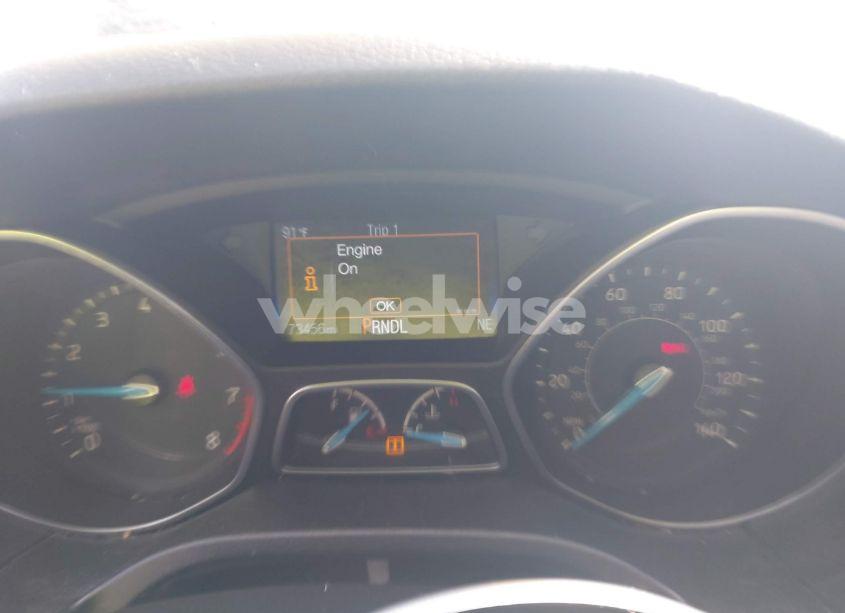 Photo 7 of 2018 Ford Focus SE (VIN 1FADP3F22JL298824)