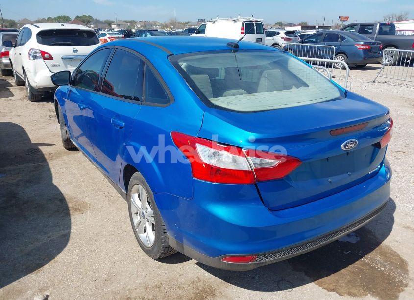 Photo 3 of 2013 Ford Focus SE (VIN 1FADP3F23DL115502)