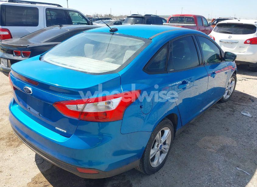Photo 4 of 2013 Ford Focus SE (VIN 1FADP3F23DL115502)