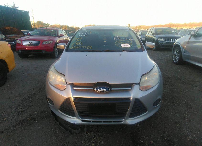 Photo 6 of 2013 Ford Focus SE (VIN 1FADP3F23DL130288)