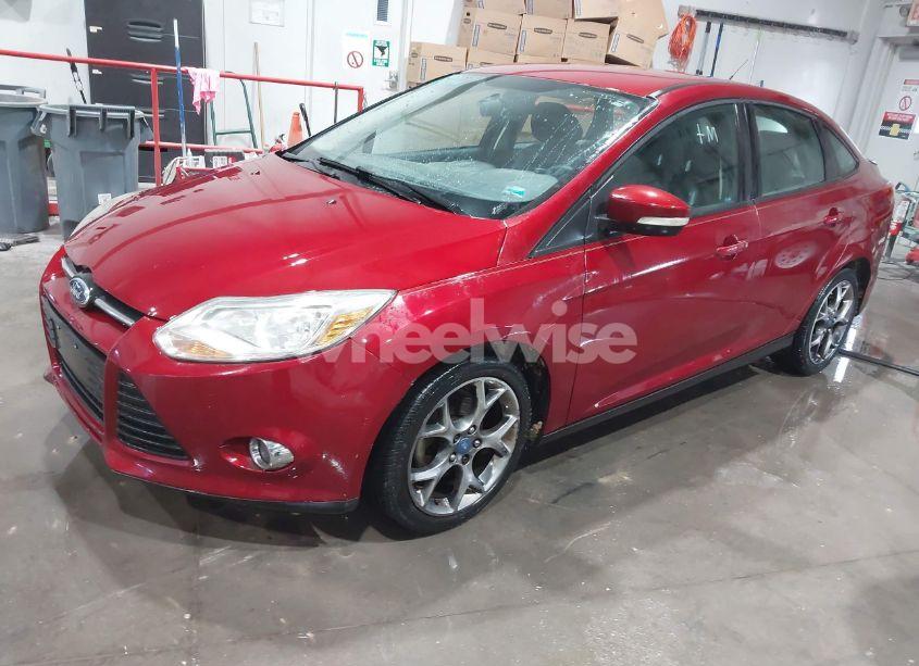 Photo 2 of 2013 Ford Focus SE (VIN 1FADP3F23DL131666)