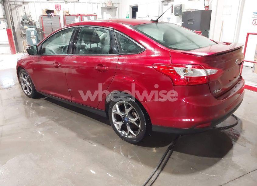 Photo 3 of 2013 Ford Focus SE (VIN 1FADP3F23DL131666)
