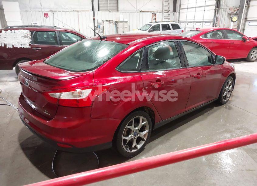 Photo 4 of 2013 Ford Focus SE (VIN 1FADP3F23DL131666)