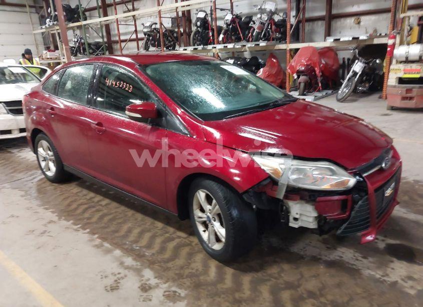 2013 Ford Focus SE (VIN 1FADP3F23DL141758) main photo