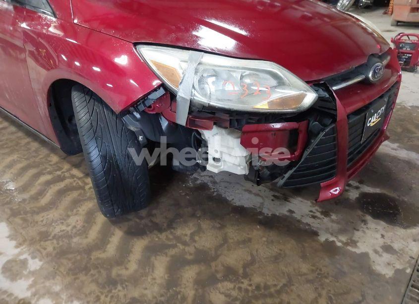 Photo 6 of 2013 Ford Focus SE (VIN 1FADP3F23DL141758)