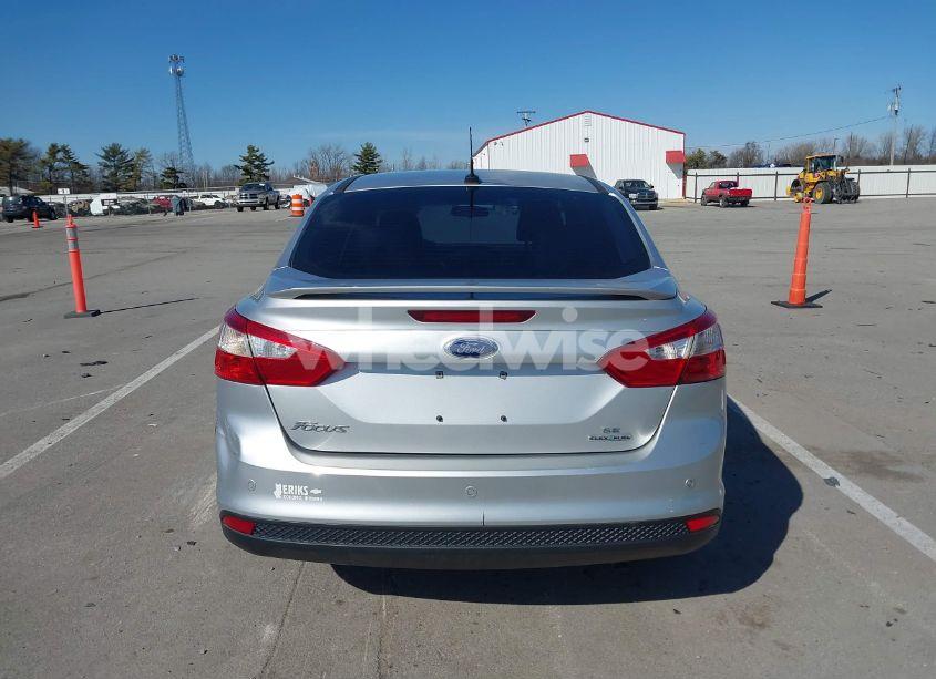 Photo 17 of 2013 Ford Focus SE (VIN 1FADP3F23DL143638)