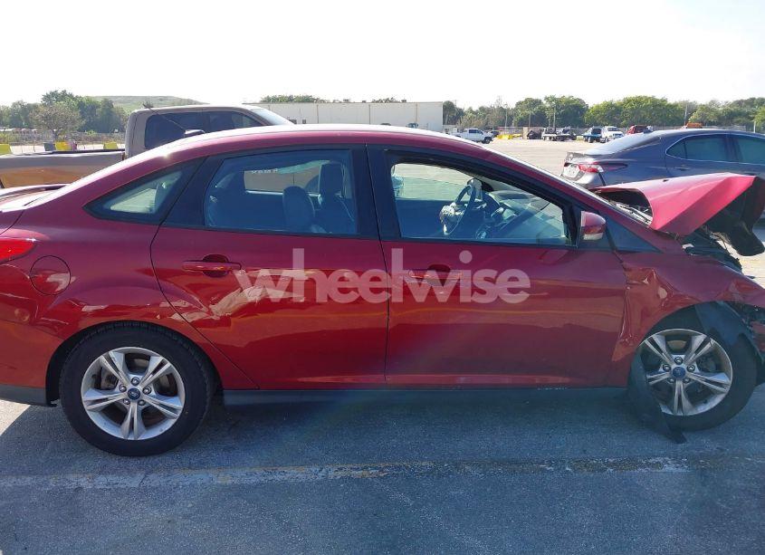 Photo 13 of 2013 Ford Focus SE (VIN 1FADP3F23DL166787)