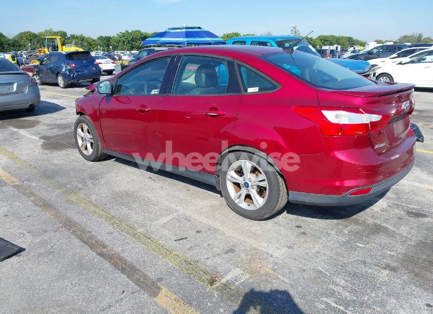 Photo 3 of 2013 Ford Focus SE (VIN 1FADP3F23DL166787)