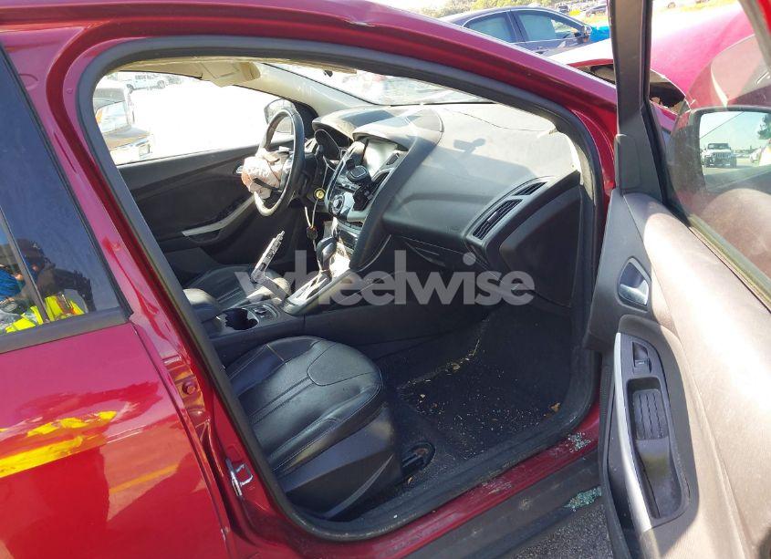 Photo 5 of 2013 Ford Focus SE (VIN 1FADP3F23DL166787)