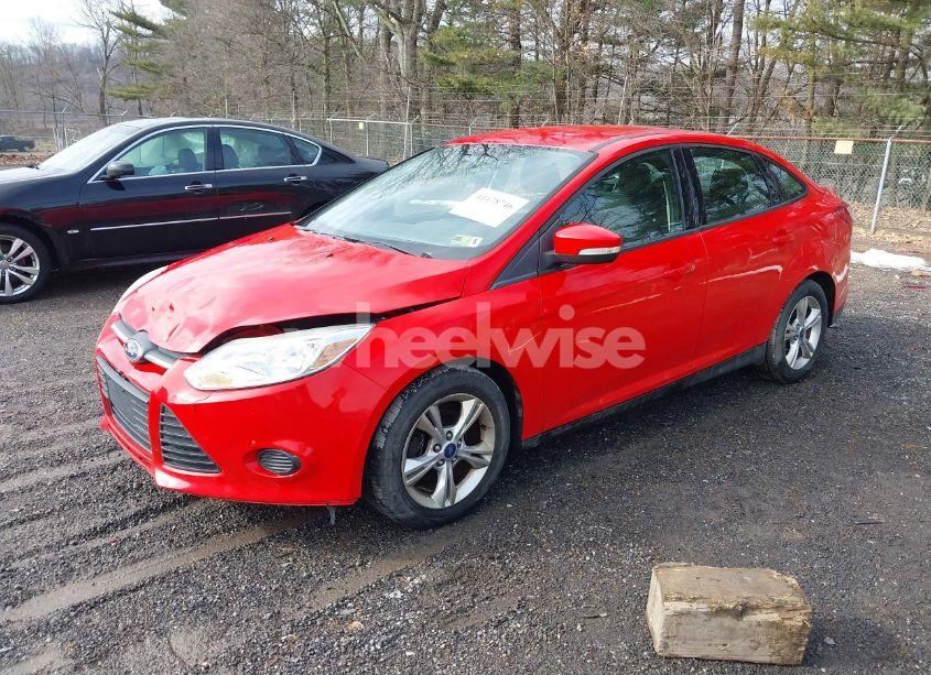 Photo 2 of 2013 Ford Focus SE (VIN 1FADP3F23DL182391)