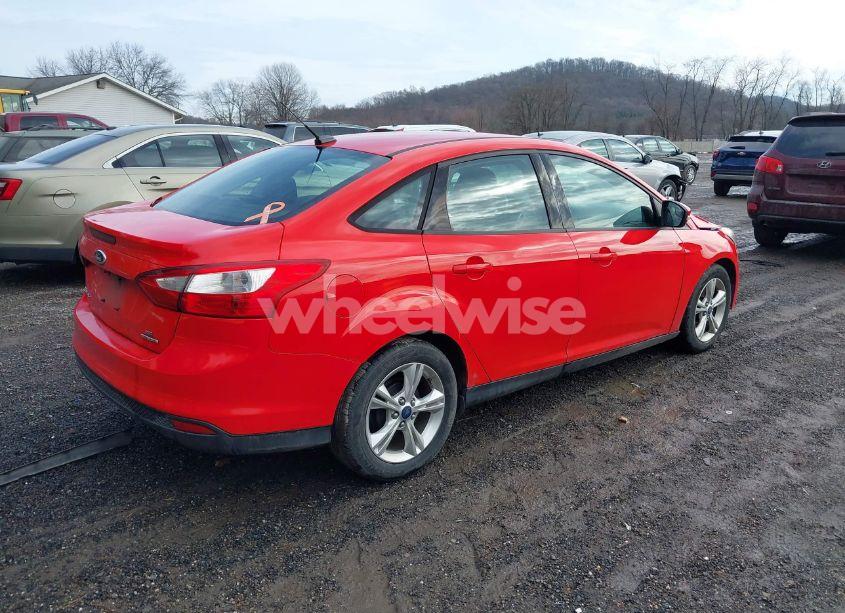 Photo 4 of 2013 Ford Focus SE (VIN 1FADP3F23DL182391)