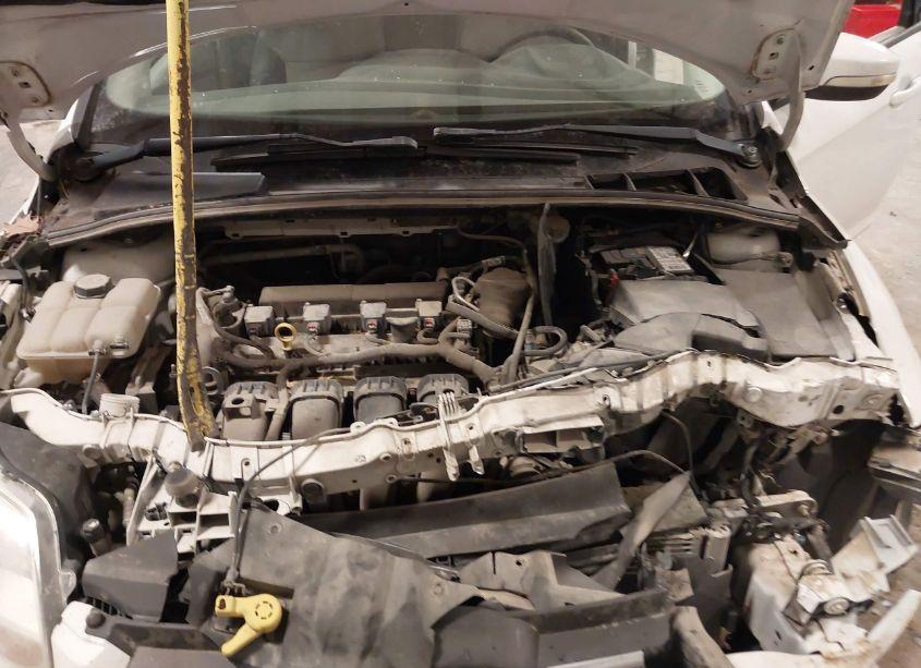 Photo 10 of 2013 Ford Focus SE (VIN 1FADP3F23DL200663)