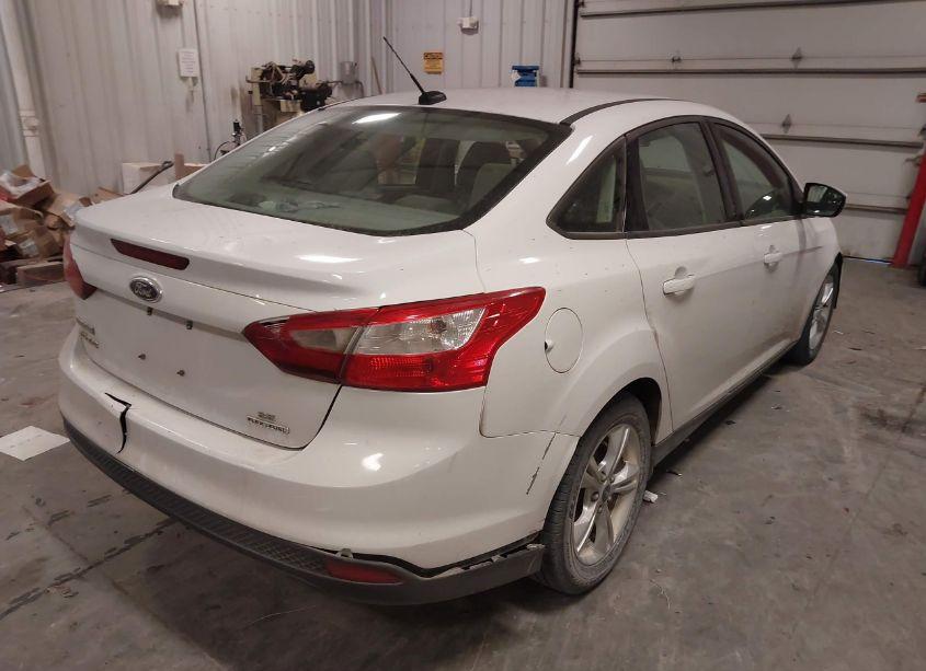 Photo 4 of 2013 Ford Focus SE (VIN 1FADP3F23DL200663)