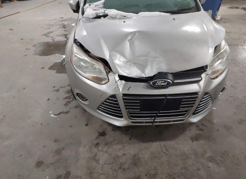 Photo 6 of 2013 Ford Focus SE (VIN 1FADP3F23DL235137)