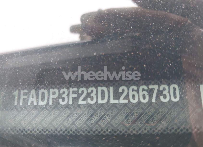 Photo 9 of 2013 Ford Focus SE (VIN 1FADP3F23DL266730)