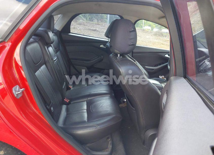 Photo 8 of 2013 Ford Focus SE (VIN 1FADP3F23DL291062)