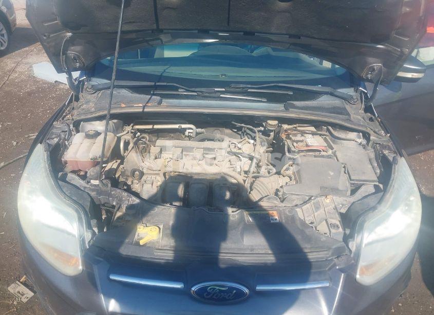 Photo 10 of 2013 Ford Focus SE (VIN 1FADP3F23DL296522)