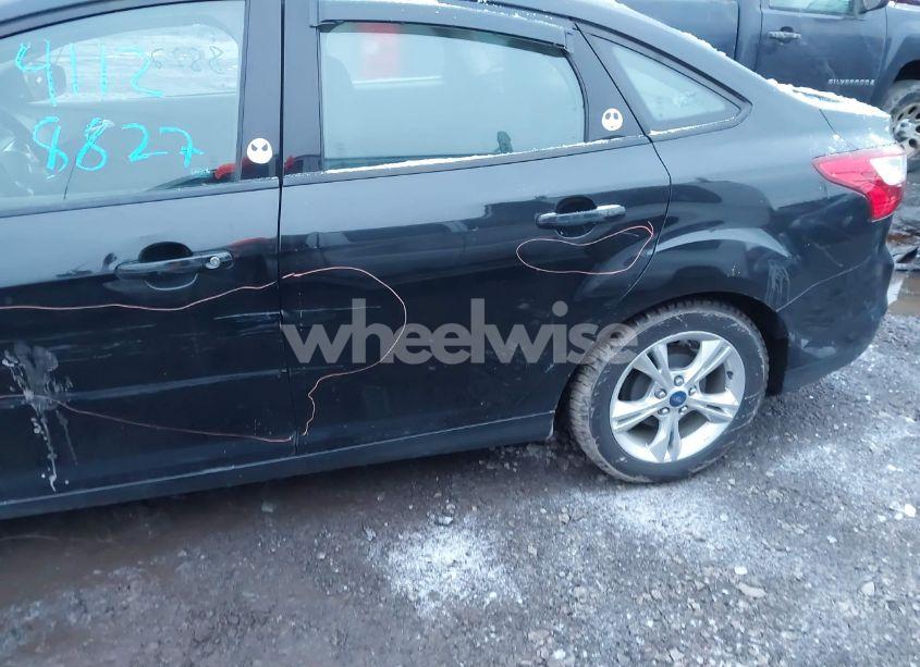 Photo 14 of 2013 Ford Focus SE (VIN 1FADP3F23DL312489)