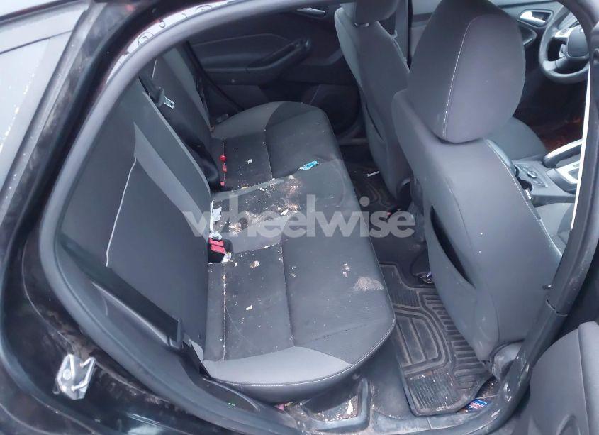 Photo 8 of 2013 Ford Focus SE (VIN 1FADP3F23DL312489)