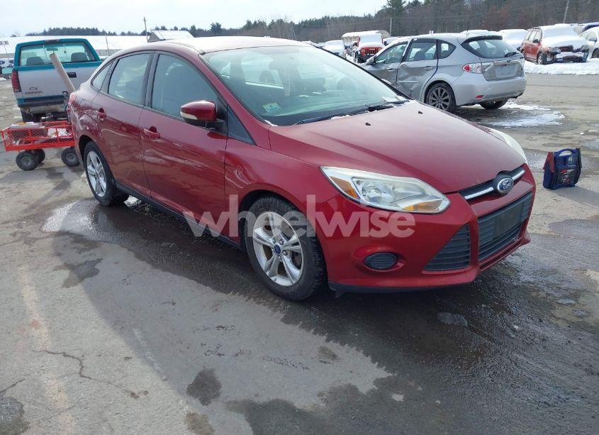 2013 Ford Focus SE (VIN 1FADP3F23DL315389) main photo