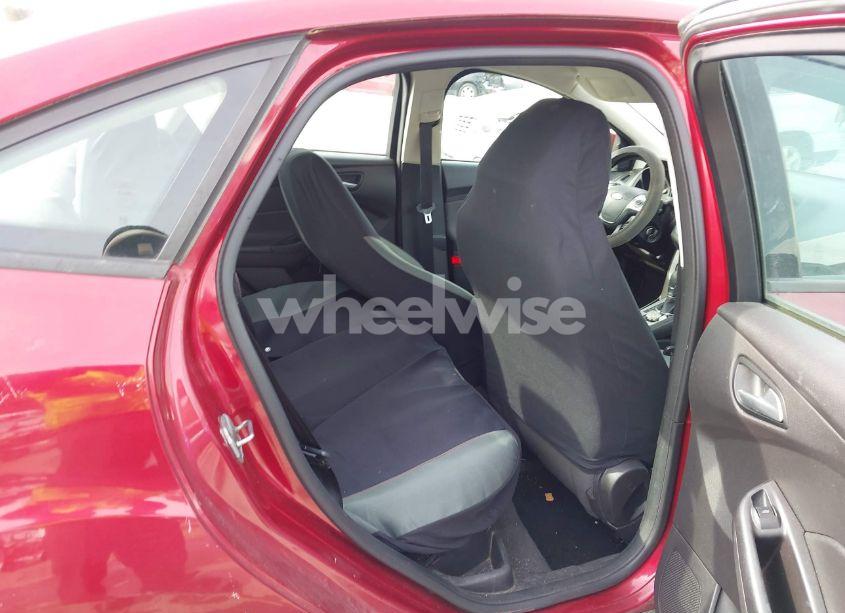 Photo 8 of 2013 Ford Focus SE (VIN 1FADP3F23DL315389)