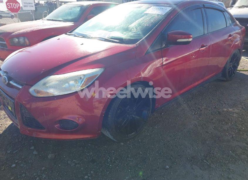 Photo 6 of 2013 Ford Focus SE (VIN 1FADP3F23DL315408)