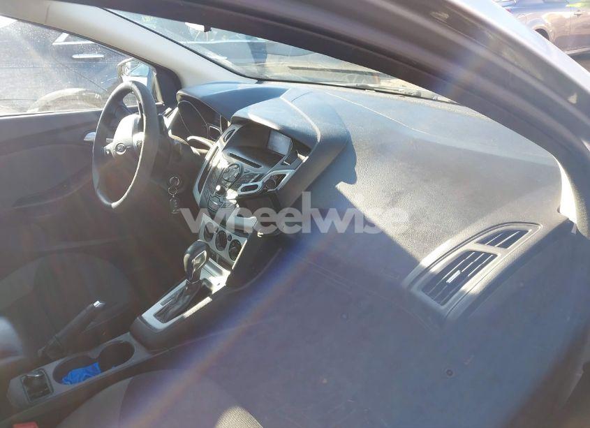 Photo 5 of 2013 Ford Focus SE (VIN 1FADP3F23DL326568)