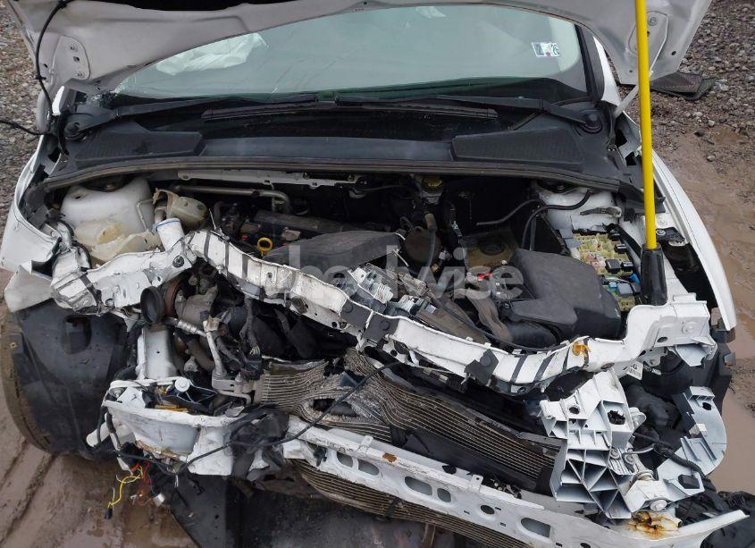 Photo 10 of 2013 Ford Focus SE (VIN 1FADP3F23DL360624)