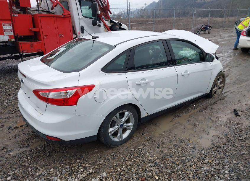 Photo 4 of 2013 Ford Focus SE (VIN 1FADP3F23DL360624)