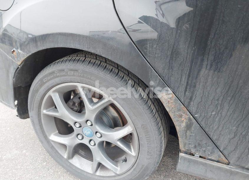 Photo 14 of 2013 Ford Focus SE (VIN 1FADP3F23DL381859)