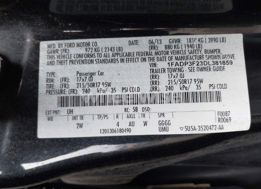 Photo 9 of 2013 Ford Focus SE (VIN 1FADP3F23DL381859)
