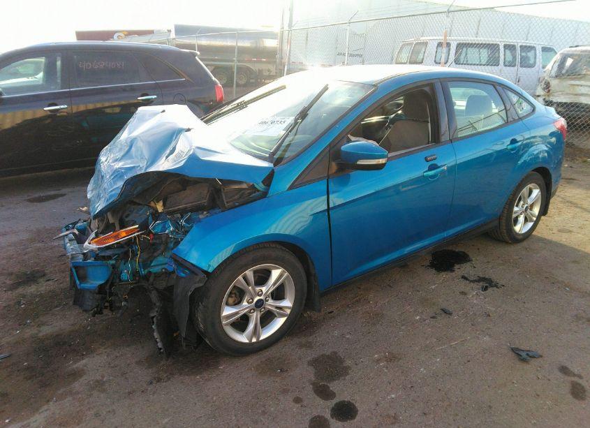 Photo 2 of 2013 Ford Focus SE (VIN 1FADP3F23DL381960)