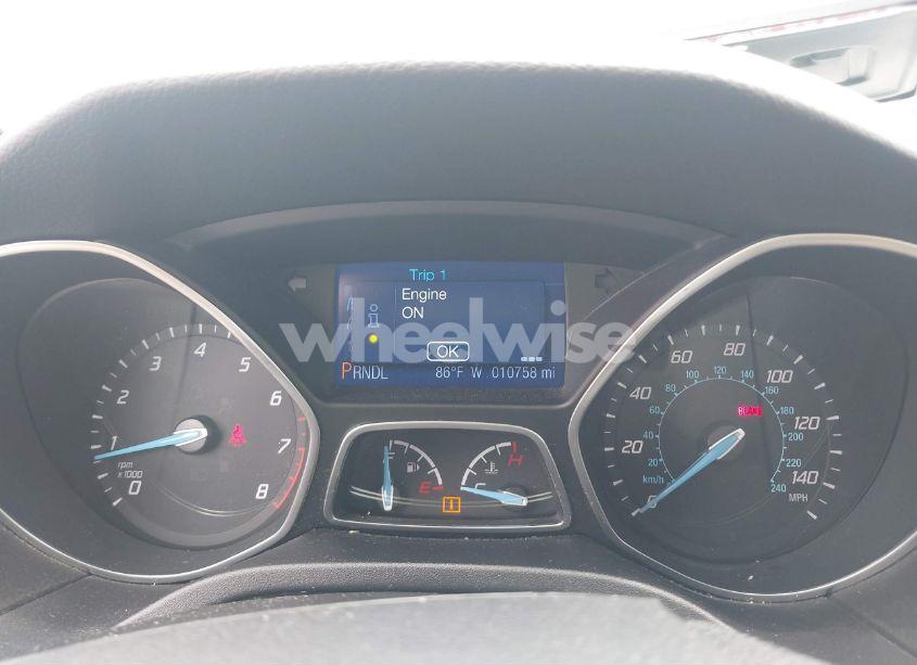 Photo 7 of 2014 Ford Focus SE (VIN 1FADP3F23EL121334)