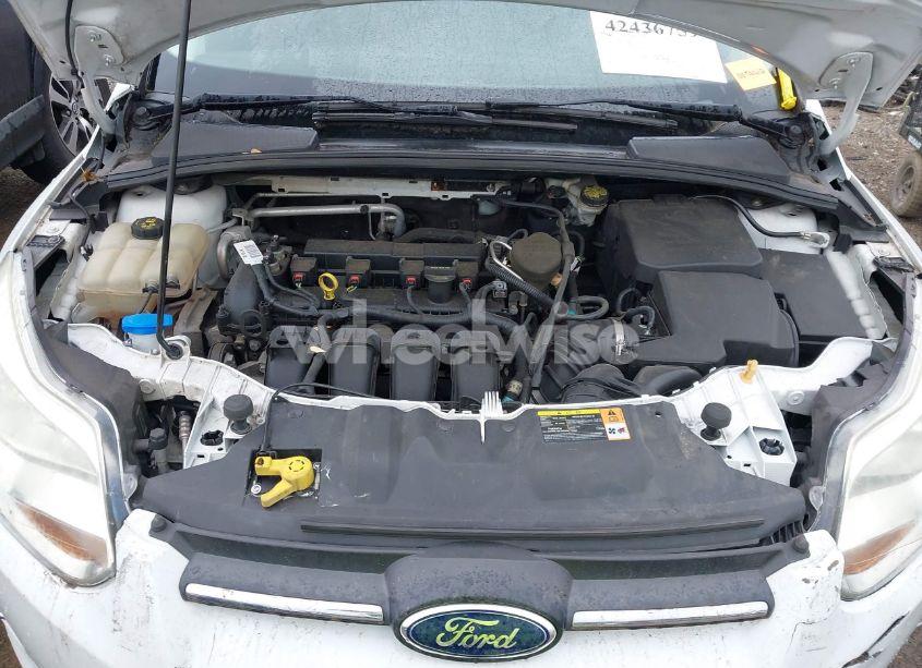 Photo 10 of 2014 Ford Focus SE (VIN 1FADP3F23EL154642)