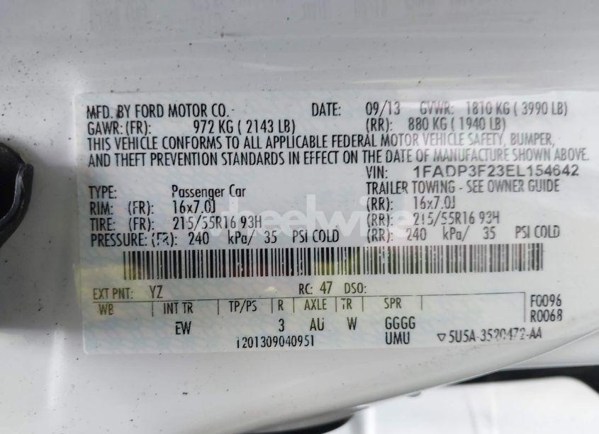 Photo 9 of 2014 Ford Focus SE (VIN 1FADP3F23EL154642)