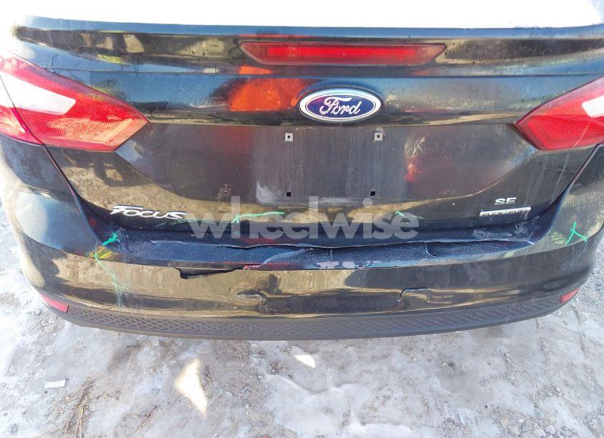 Photo 15 of 2014 Ford Focus SE (VIN 1FADP3F23EL166886)
