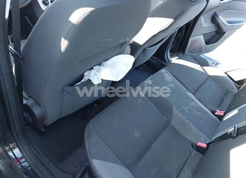 Photo 8 of 2014 Ford Focus SE (VIN 1FADP3F23EL166886)