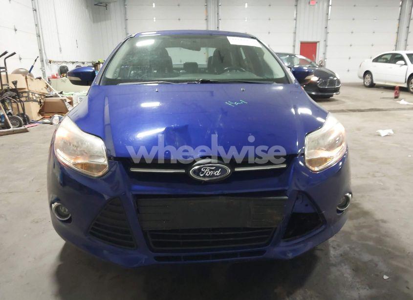Photo 12 of 2014 Ford Focus SE (VIN 1FADP3F23EL176124)