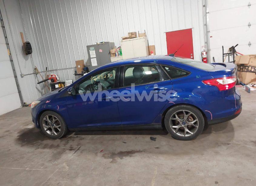 Photo 14 of 2014 Ford Focus SE (VIN 1FADP3F23EL176124)